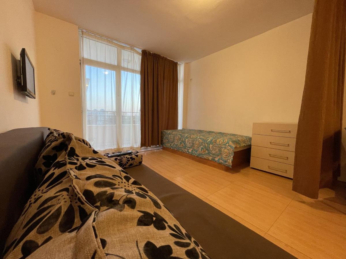 Menada Grand Kamelia Apartments Słoneczny Brzeg Zewnętrze zdjęcie