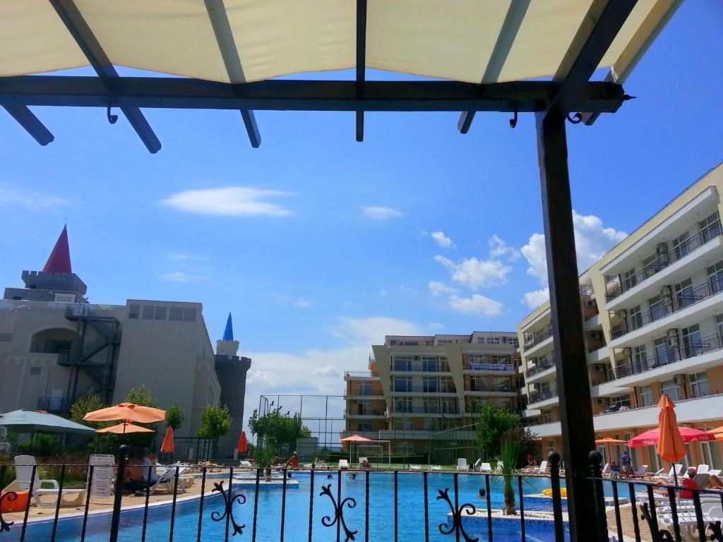 Menada Grand Kamelia Apartments Słoneczny Brzeg Zewnętrze zdjęcie