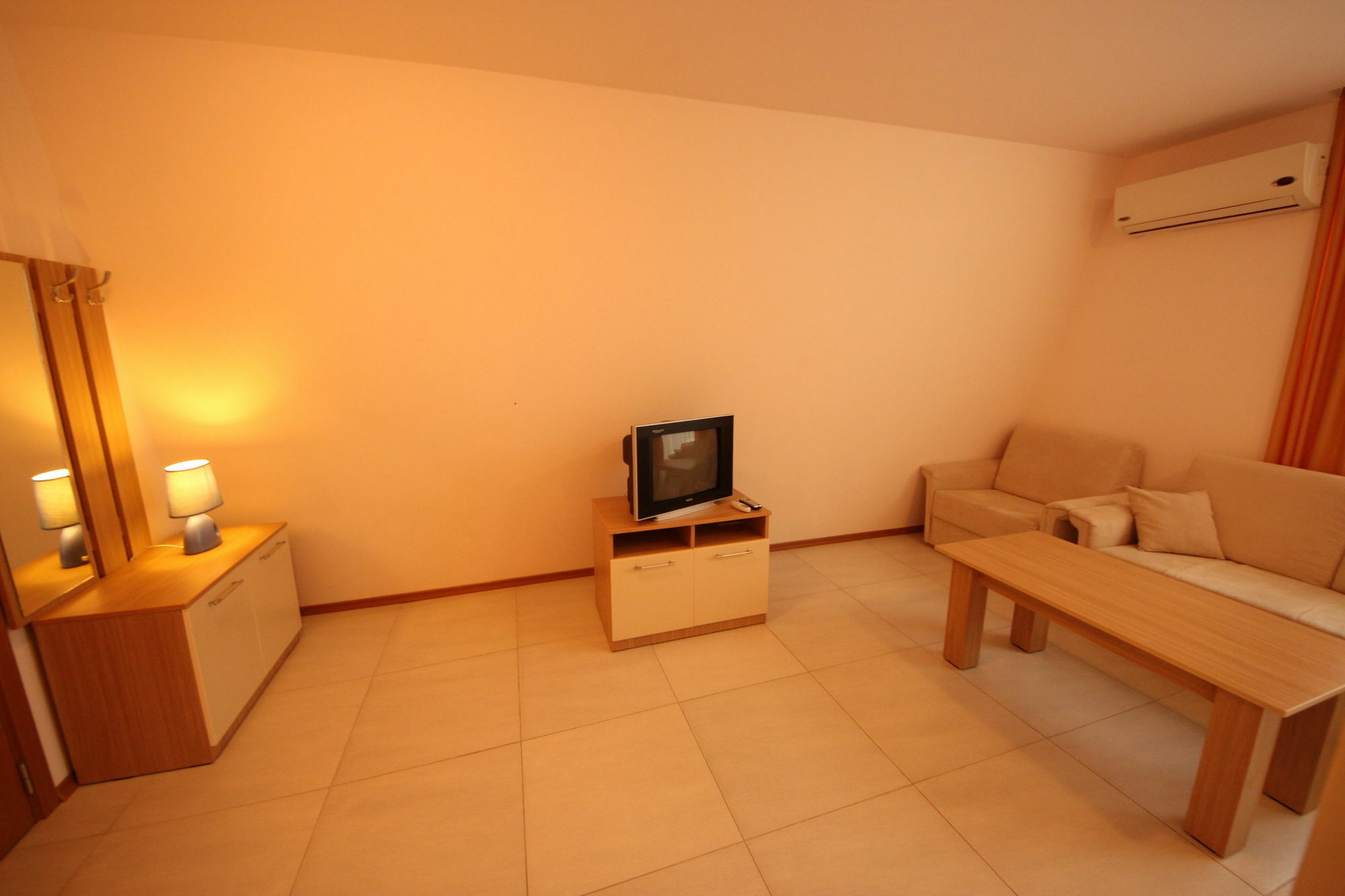 Menada Grand Kamelia Apartments Słoneczny Brzeg Zewnętrze zdjęcie