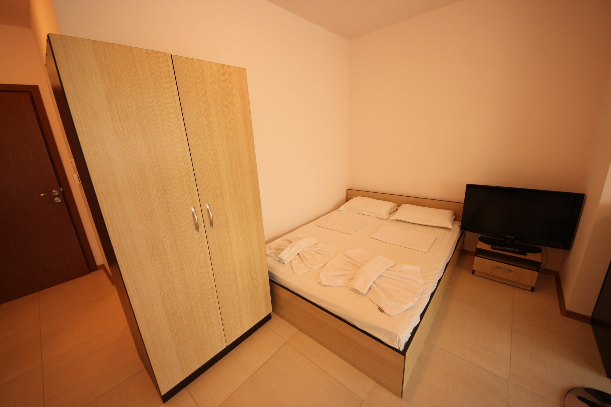 Menada Grand Kamelia Apartments Słoneczny Brzeg Zewnętrze zdjęcie
